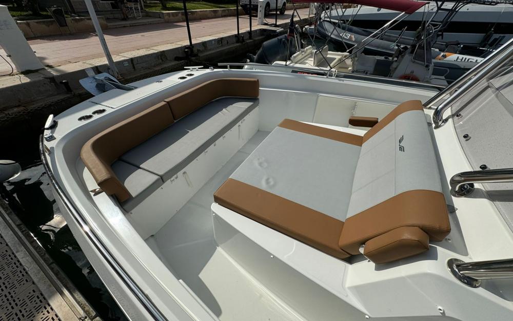 slider 2 Beneteau Flyer 9 Spacedeck