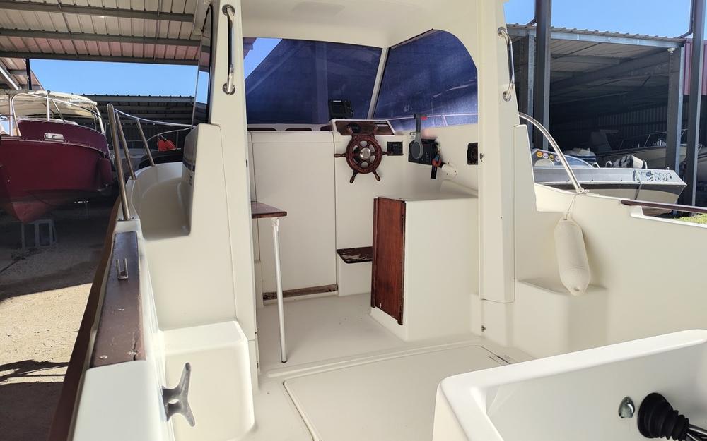 slider 8 Beneteau Antares 550 Calanque