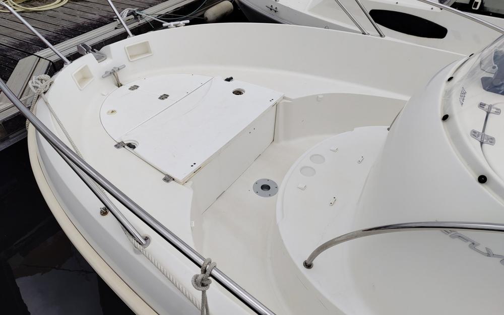 slider 10 Beneteau Flyer 550 Open