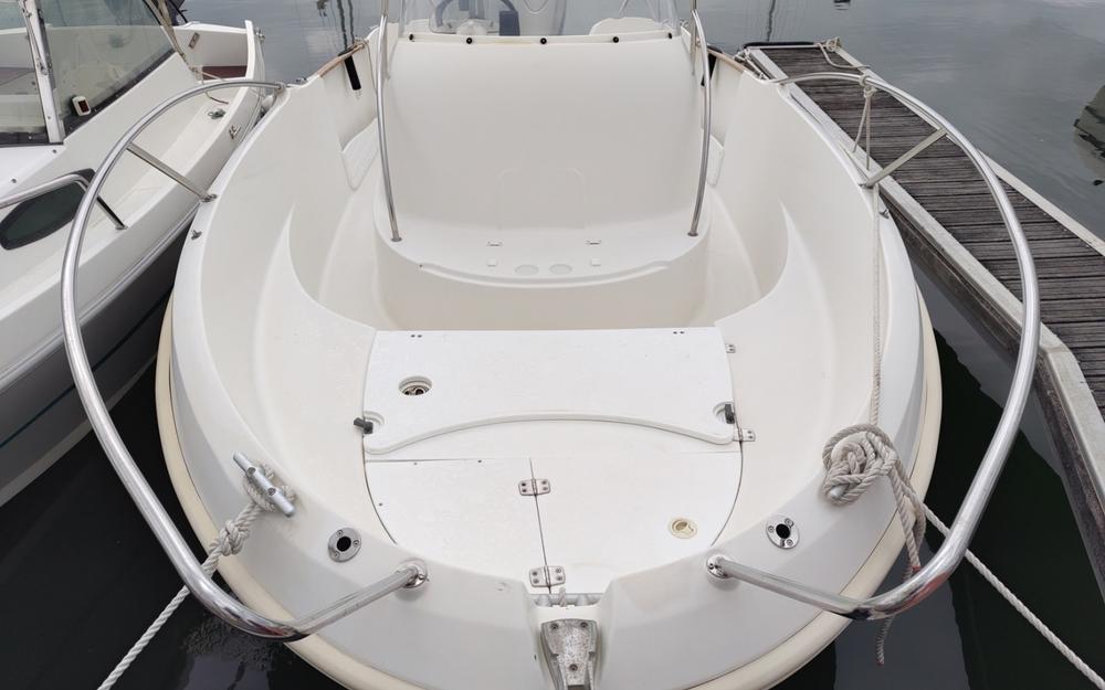 slider 12 Beneteau Flyer 550 Open