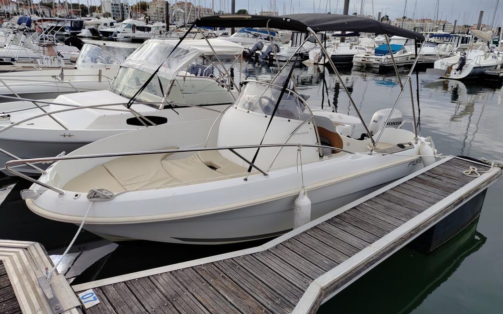 slider 2 Beneteau Flyer 550 Open