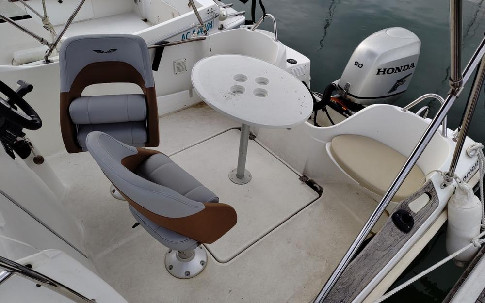 slider 4 Beneteau Flyer 550 Open