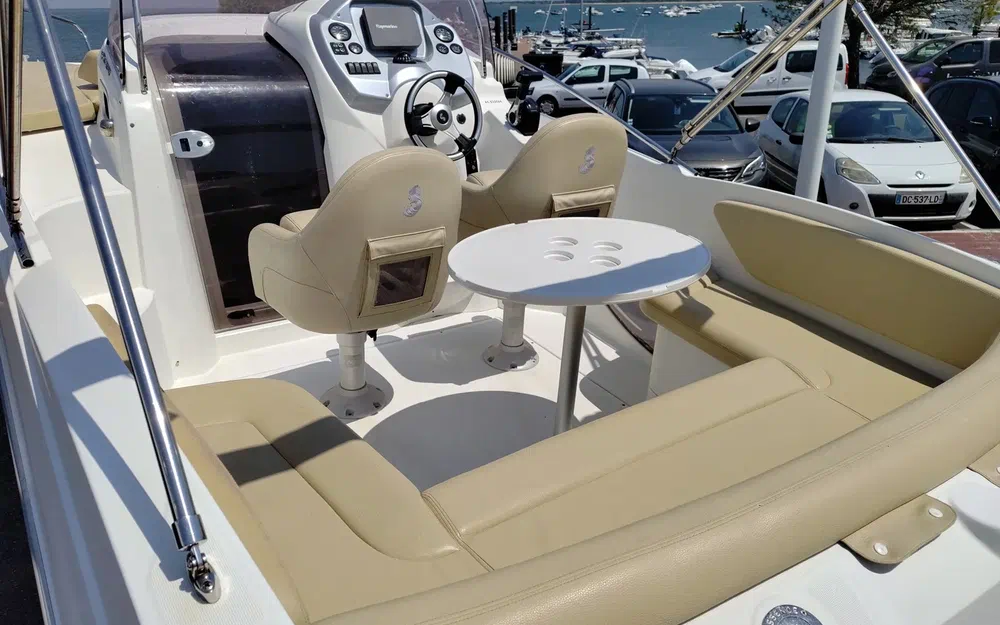 slider 10 Beneteau Flyer 750 Sundeck