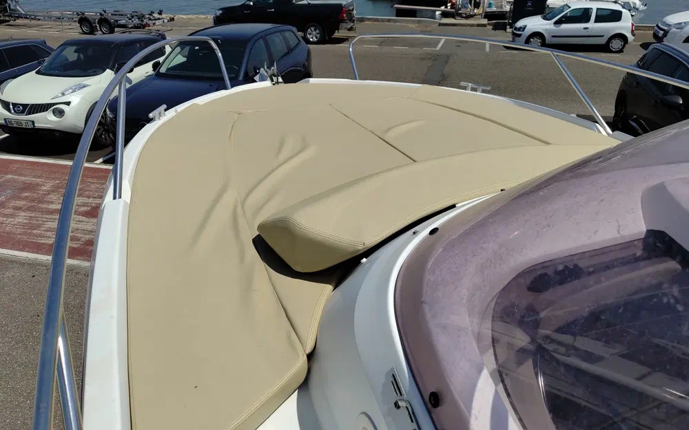 slider 13 Beneteau Flyer 750 Sundeck