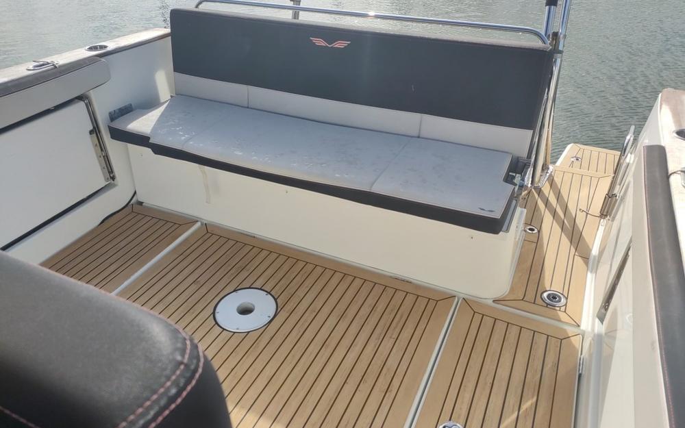 slider 16 Beneteau Flyer 8.8 SPACEdeck