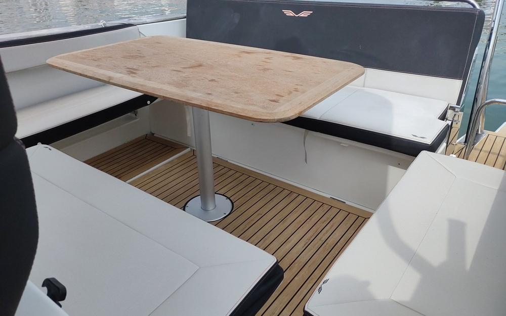 slider 18 Beneteau Flyer 8.8 SPACEdeck