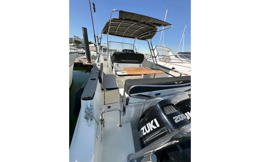 slider 3 Beneteau Flyer 8.8 SPACEdeck