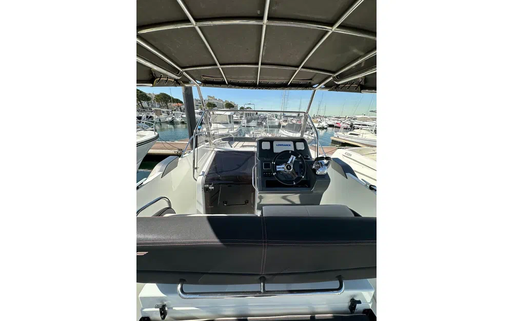 slider 5 Beneteau Flyer 8.8 SPACEdeck