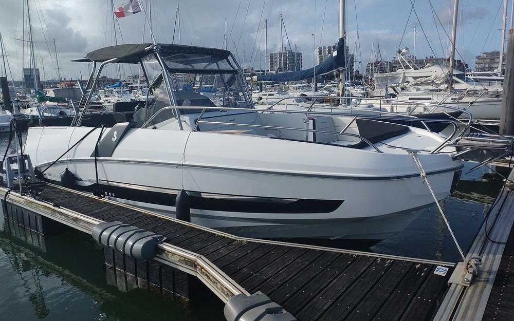 slider 8 Beneteau Flyer 8.8 SPACEdeck