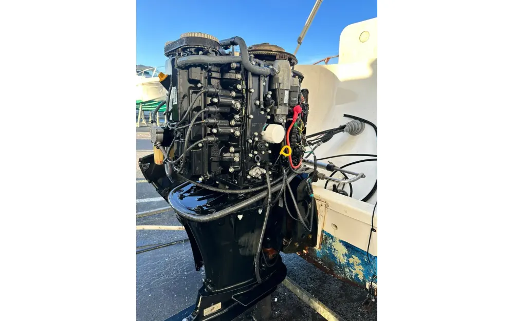 slider 8 Quicksilver  580 Pilothouse