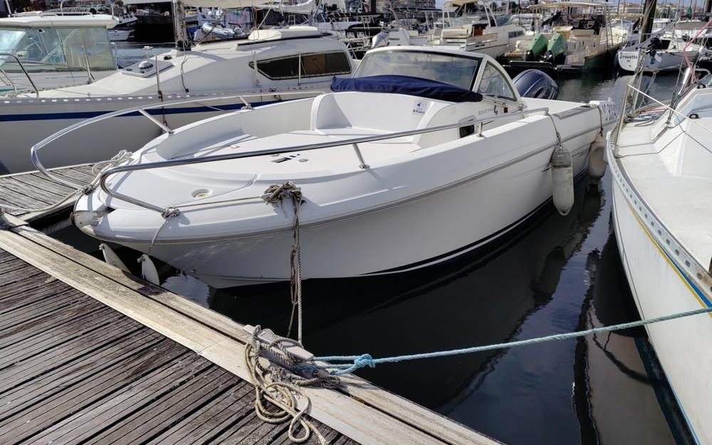 slider 0 Beneteau Ombrine 630