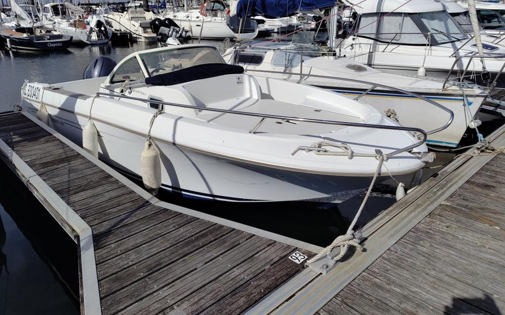 slider 3 Beneteau Ombrine 630