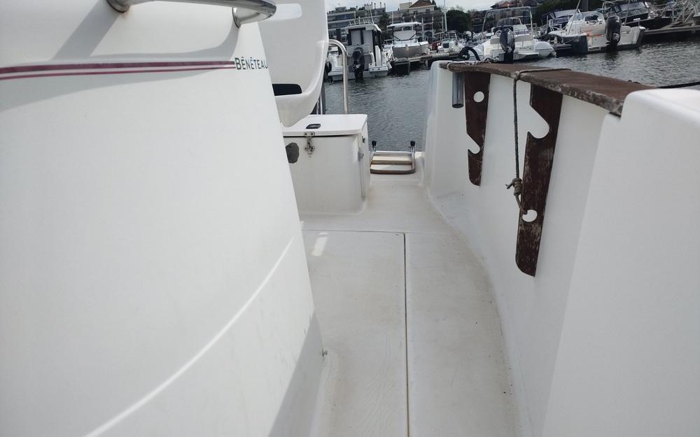 slider 10 Beneteau Flyer 570 Open