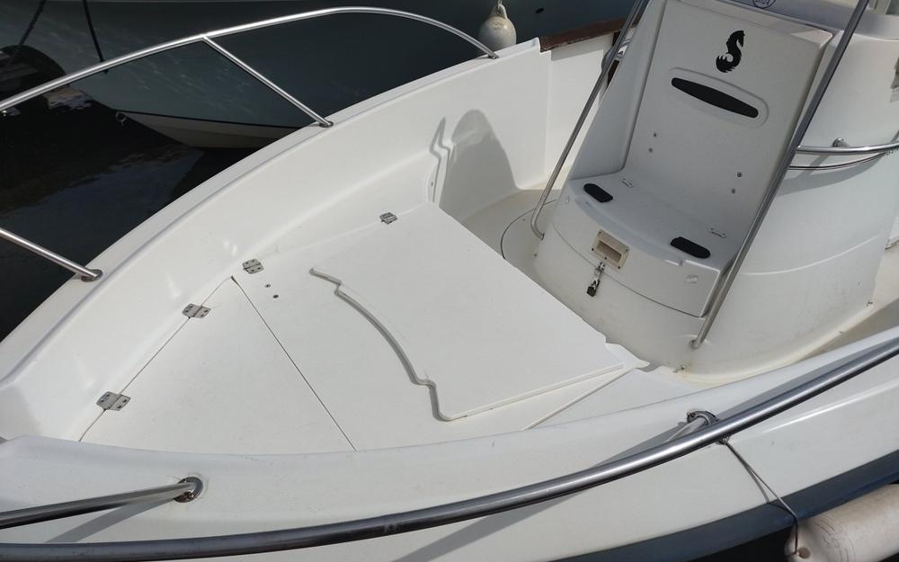 slider 2 Beneteau Flyer 570 Open