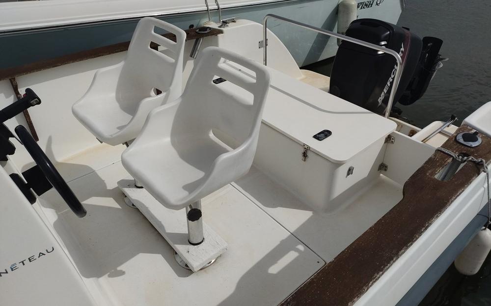 slider 3 Beneteau Flyer 570 Open