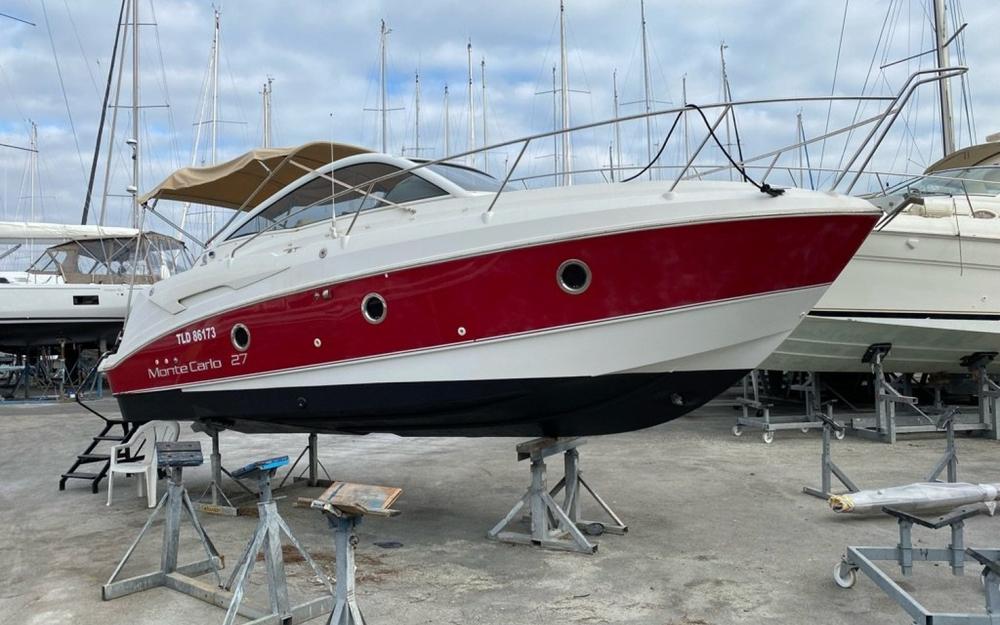 slider 1 Beneteau Monte Carlo 27