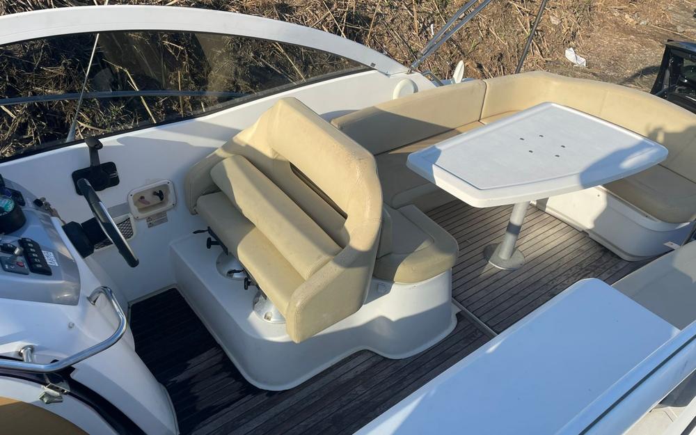 slider 7 Beneteau Monte Carlo 27