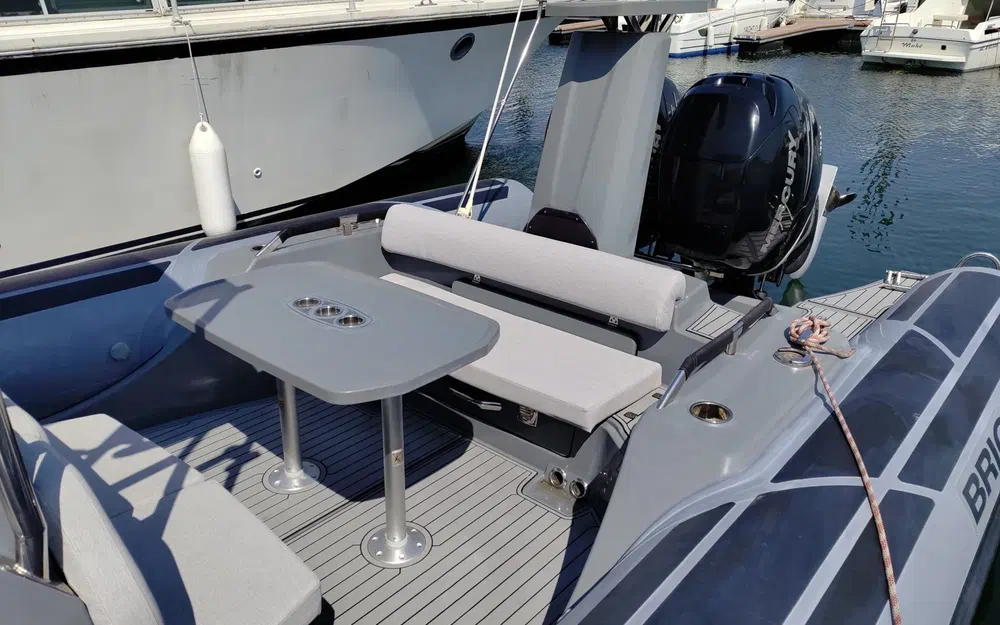 slider 12 Brig Eagle 10