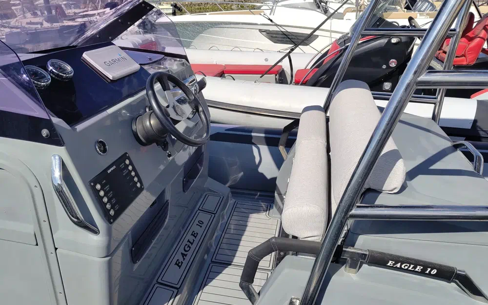 slider 7 Brig Eagle 10