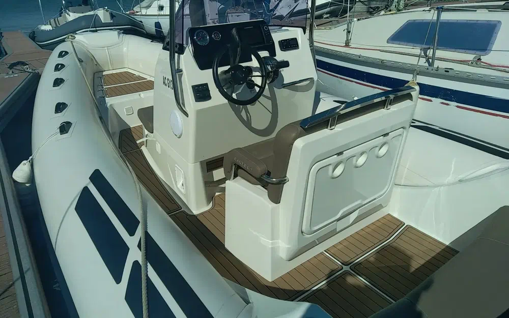 slider 9 Brig EAGLE 6.7 hypalon