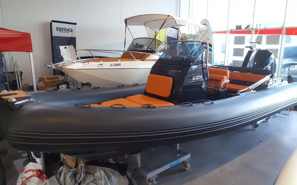 slider 10 Brig EAGLE 6.7 hypalon