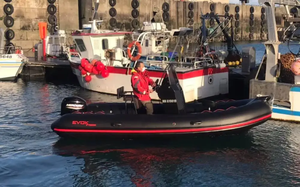 slider 6 Evok Marine Evok 17 Fishing