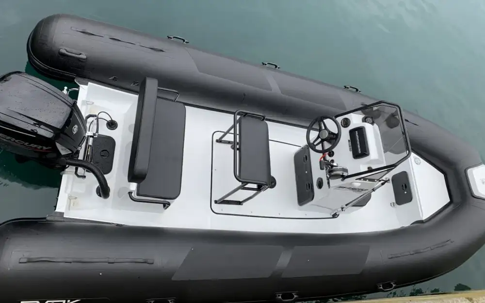 slider 6 Evok Marine Evok 18 Fishing