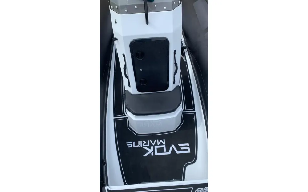 slider 7 Evok Marine Evok 18 Fishing