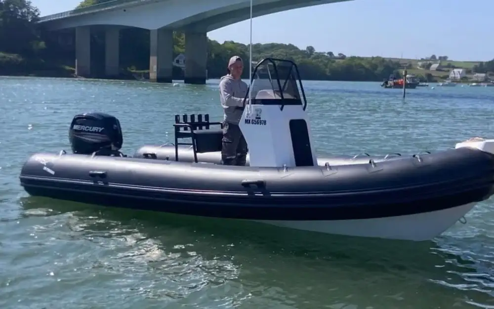 slider 0 Evok Marine Evok 19 Fishing