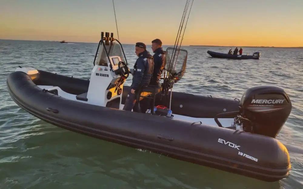 slider 4 Evok Marine Evok 19 Fishing