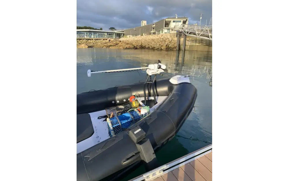 slider 6 Evok Marine Evok 25 Fishing