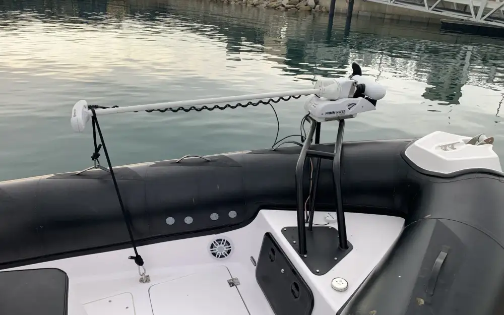 slider 7 Evok Marine Evok 25 Fishing