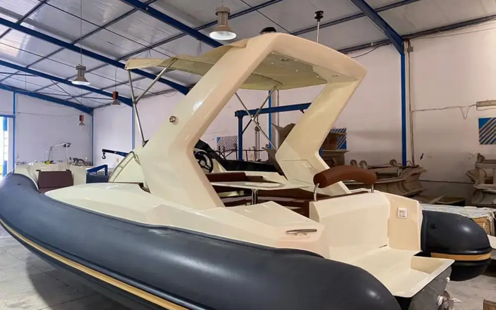 slider 1 Evok Marine Evok 27 Ocean
