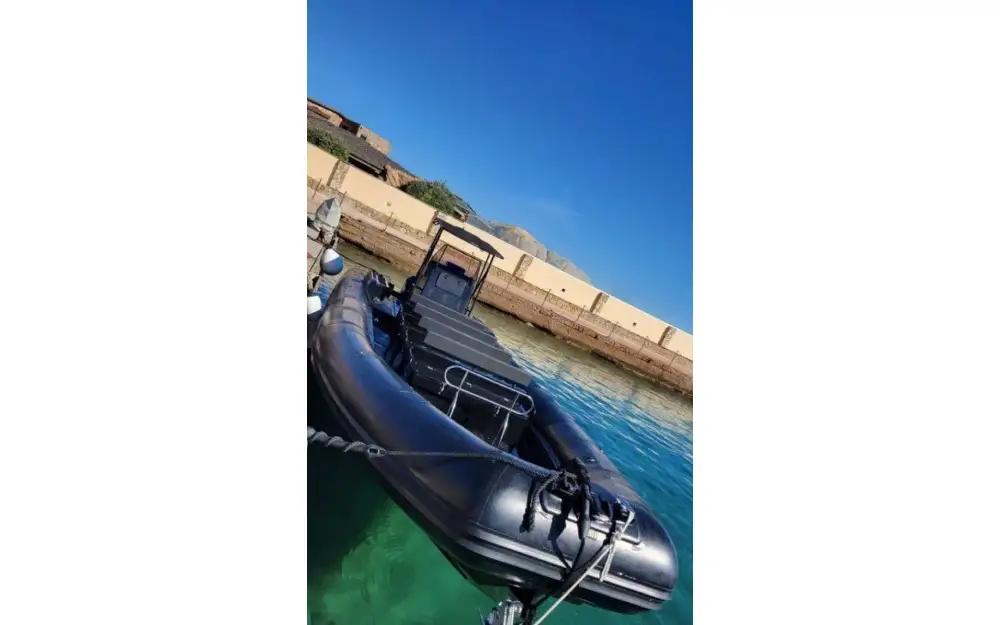 slider 1 Evok Marine Evok 40 Pro