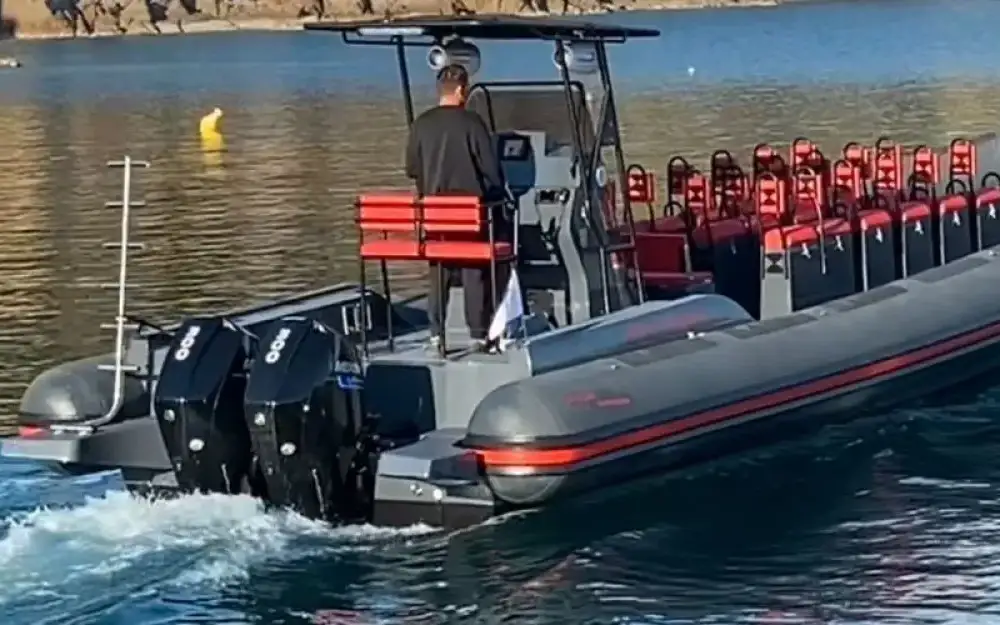 slider 5 Evok Marine Evok 40 Pro