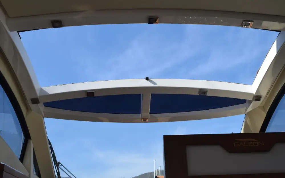 slider 45 Galeon  430 Skydeck