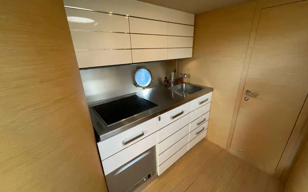 slider 17 Sessa Marine C52