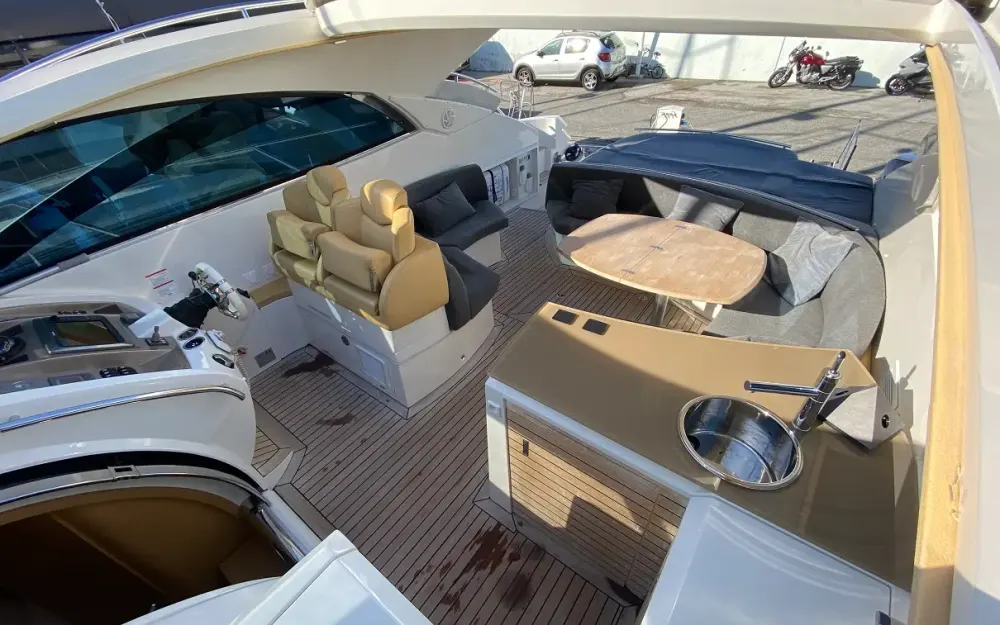slider 8 Sessa Marine C52