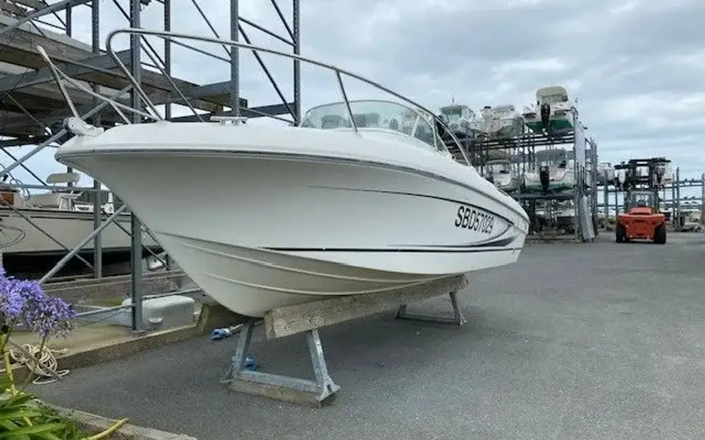 slider 14 Beneteau Flyer 650 WA