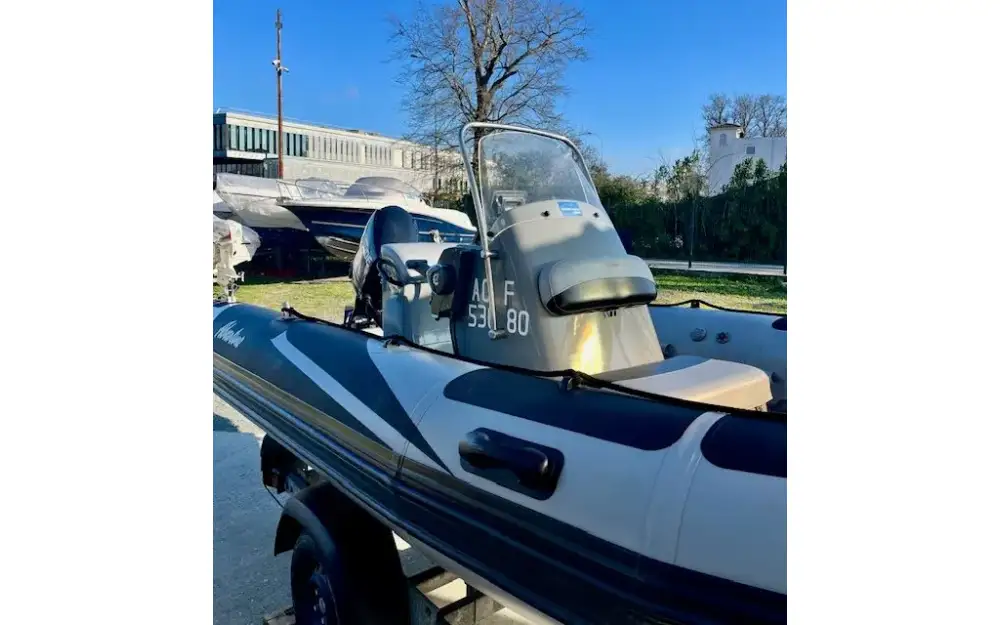 slider 6 Adventure Vesta 550