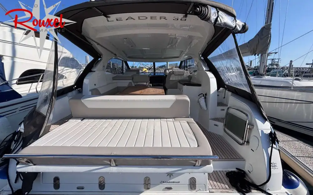 slider 3 Jeanneau Leader 36 Sportop