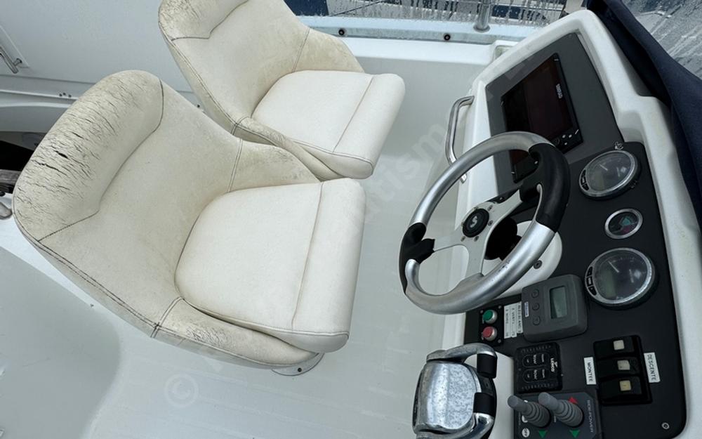 slider 7 Beneteau Antares 13.80