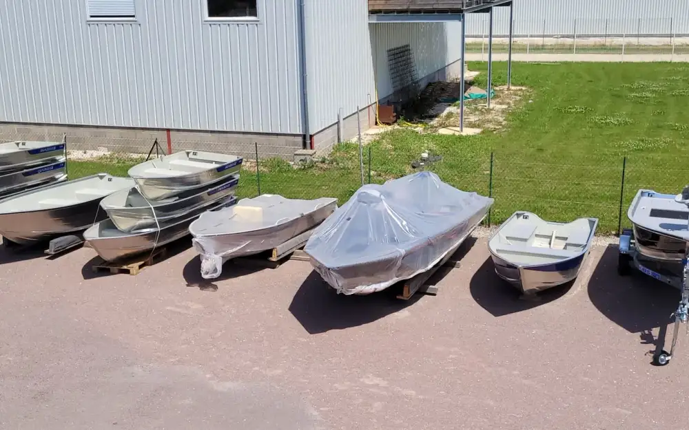 slider 4 Marine CZ MARINE 400 UL