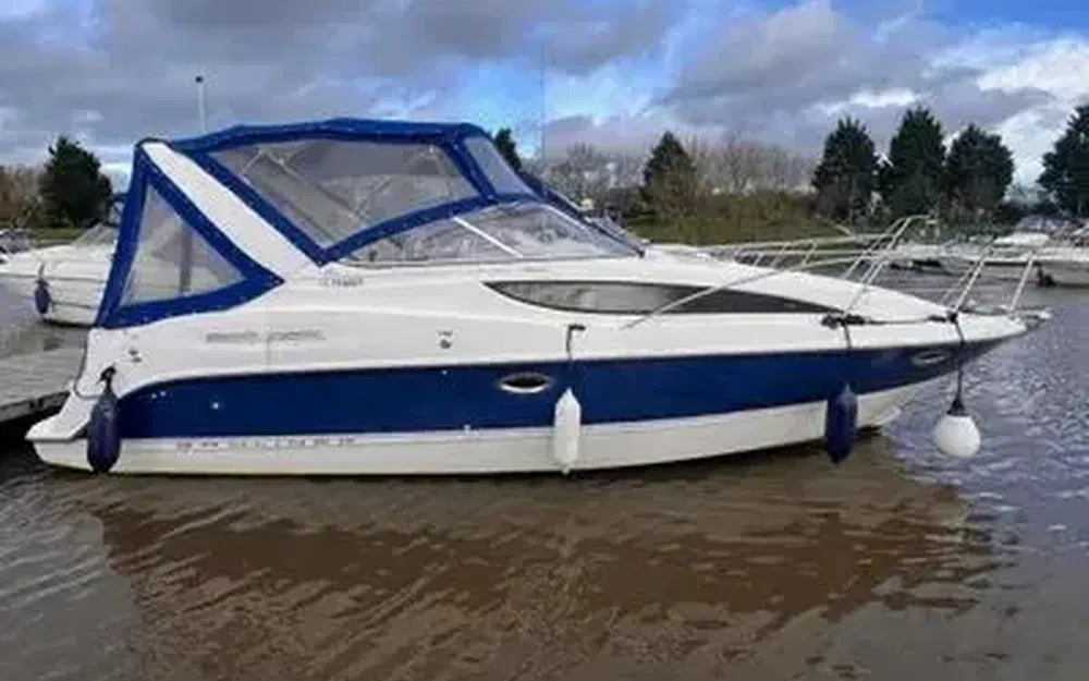 slider 1 Bayliner 285