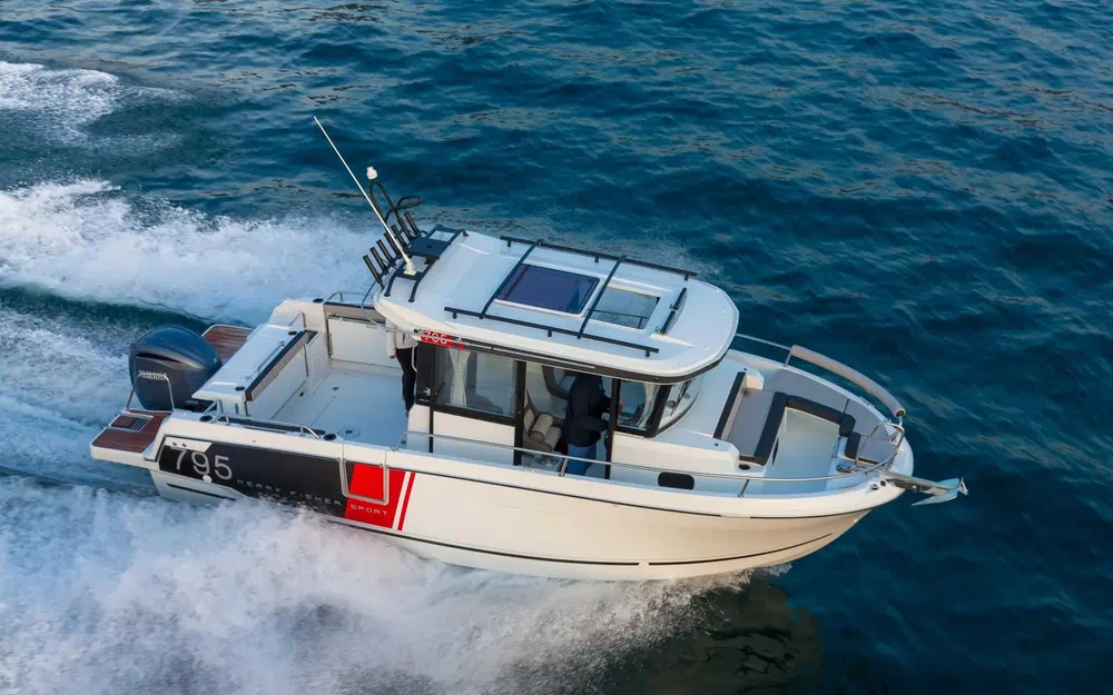 slider 2 Jeanneau Merry Fisher 795