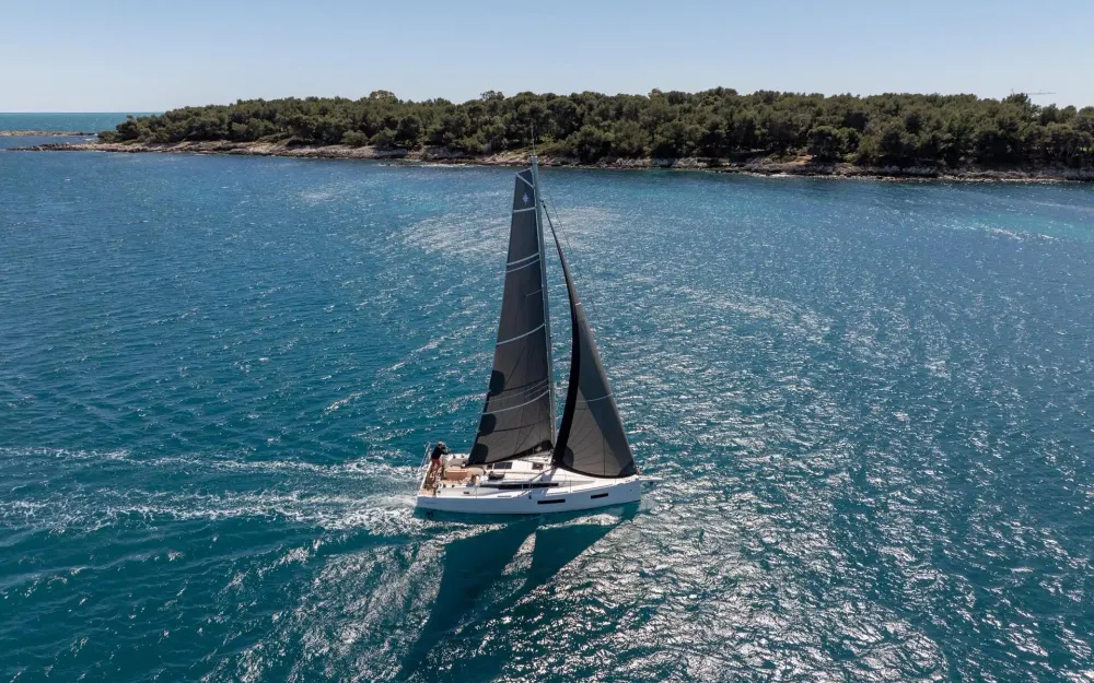 slider 2 Jeanneau sun odyssey 350 - null