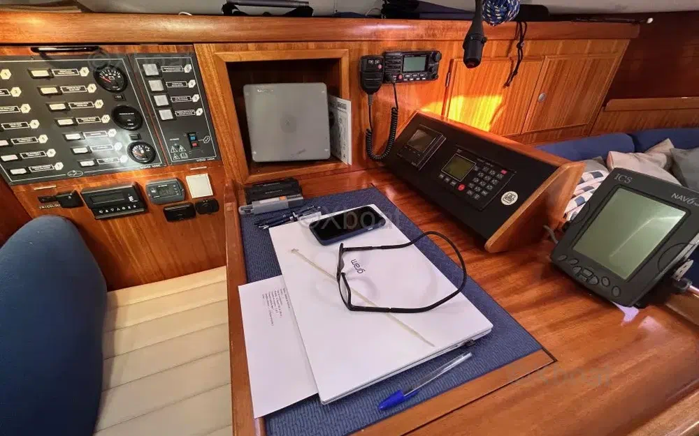 slider 8 Dufour 36 Classic