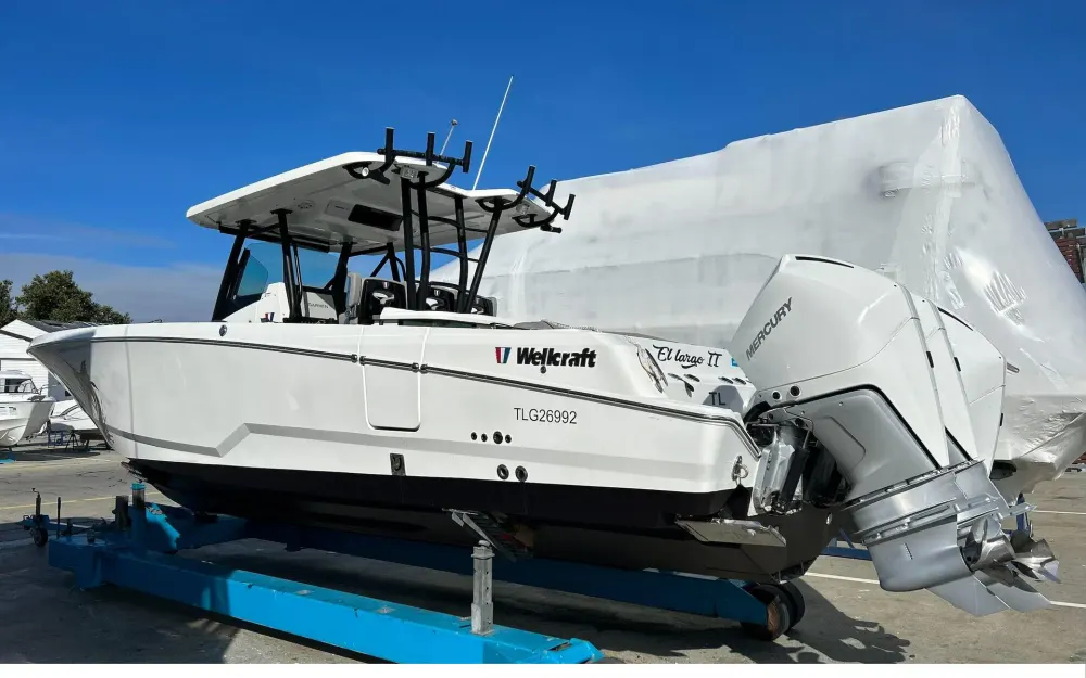 slider 0 Wellcraft Fisherman 352 - null