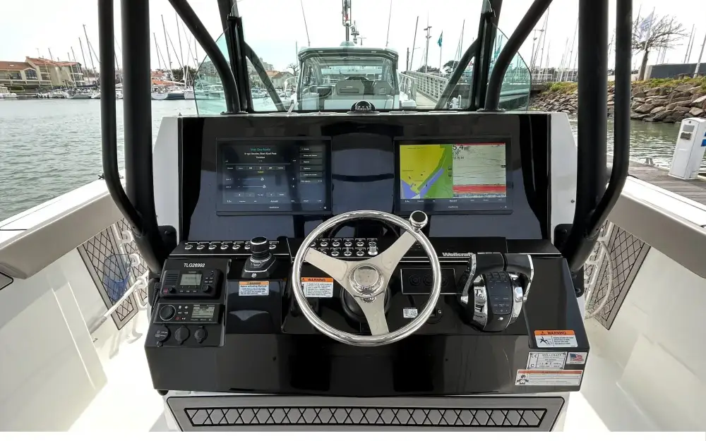 slider 1 Wellcraft Fisherman 352