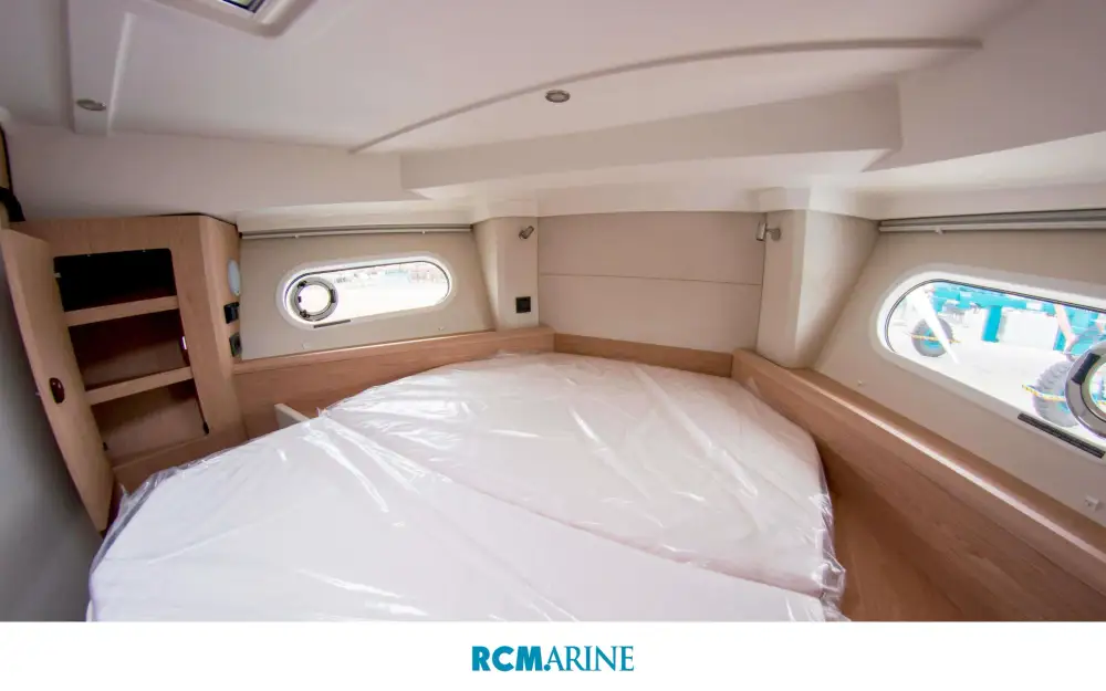 slider 11 Beneteau Swift Trawler 41 Fly